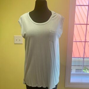 NWT sleeveless Freeloader shirt